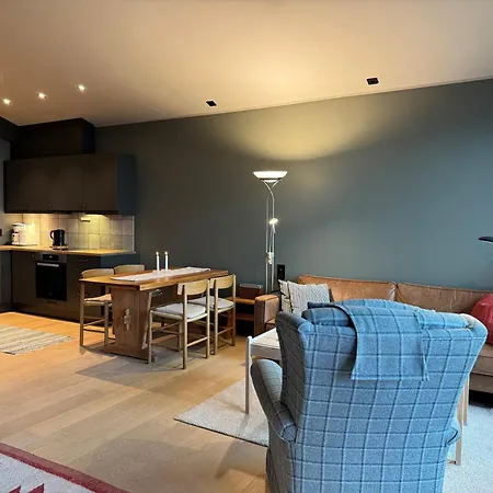 Riddertunets Toppleilighet *